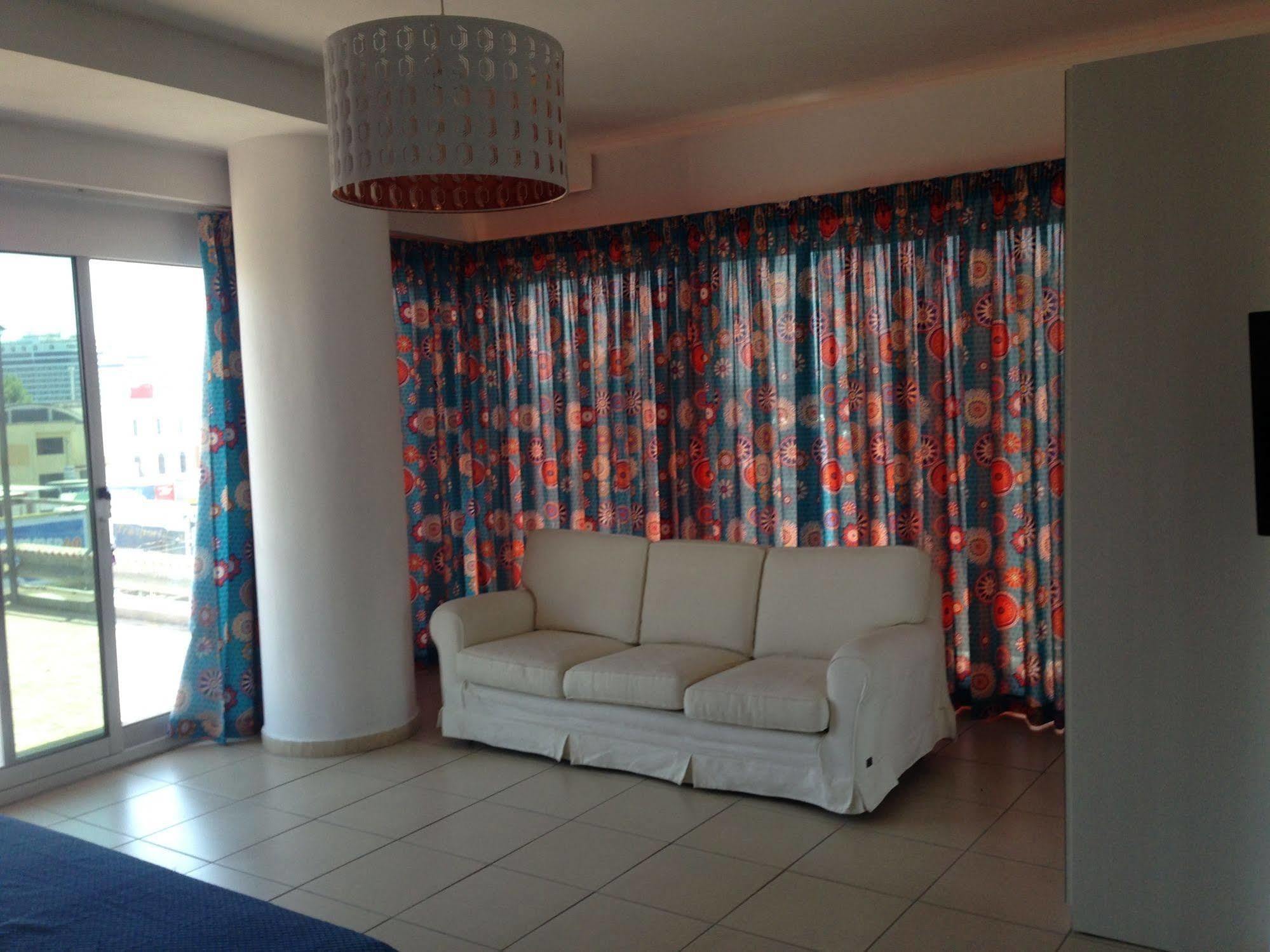 Marina Resart Rooms & Suite Naples Exterior photo