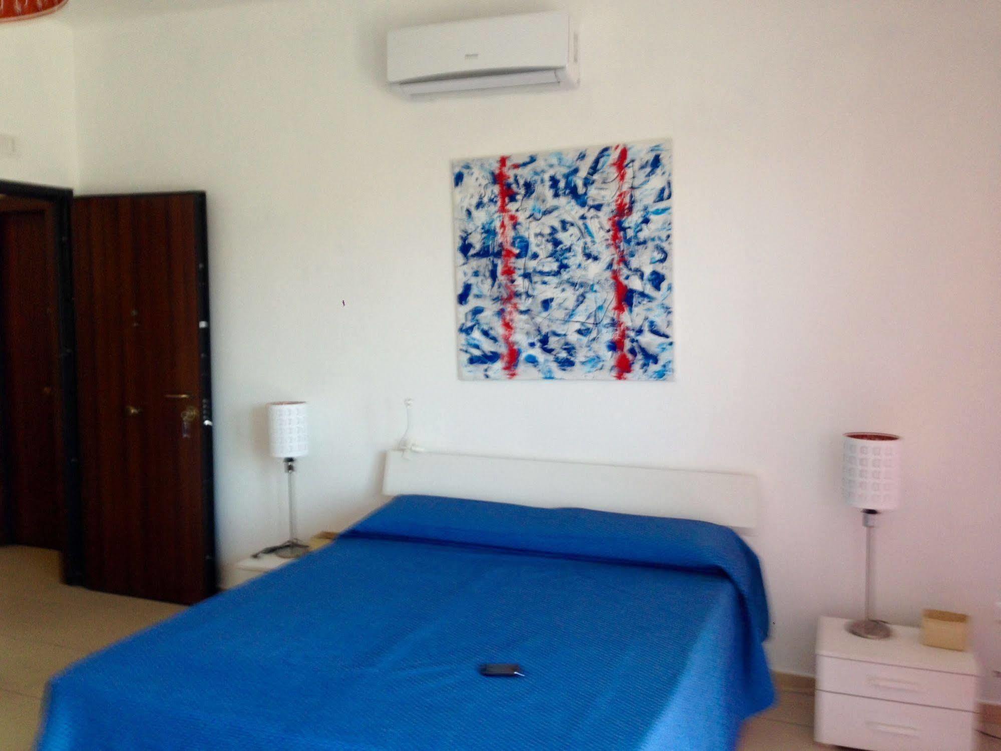 Marina Resart Rooms & Suite Naples Exterior photo