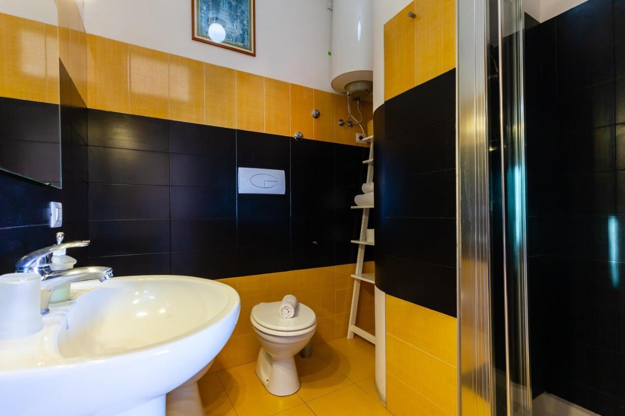 Marina Resart Rooms & Suite Naples Exterior photo